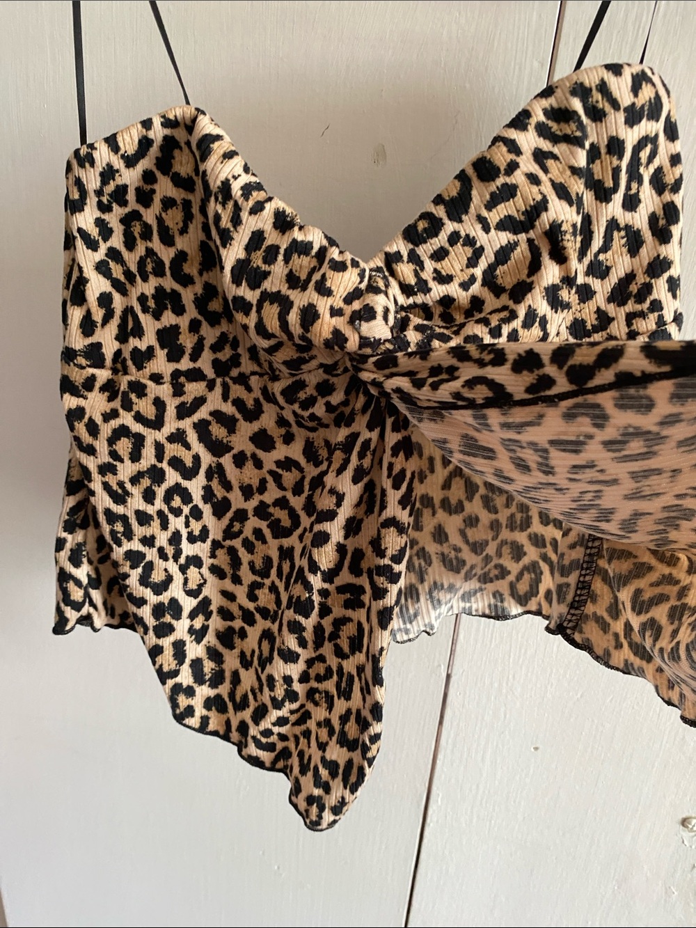 Leopard Print Crop Top - Picture 2 of 6